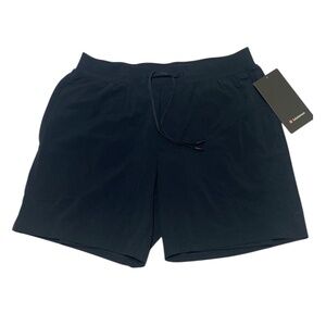 NWT Mens Lululemon License To Train Short 7”